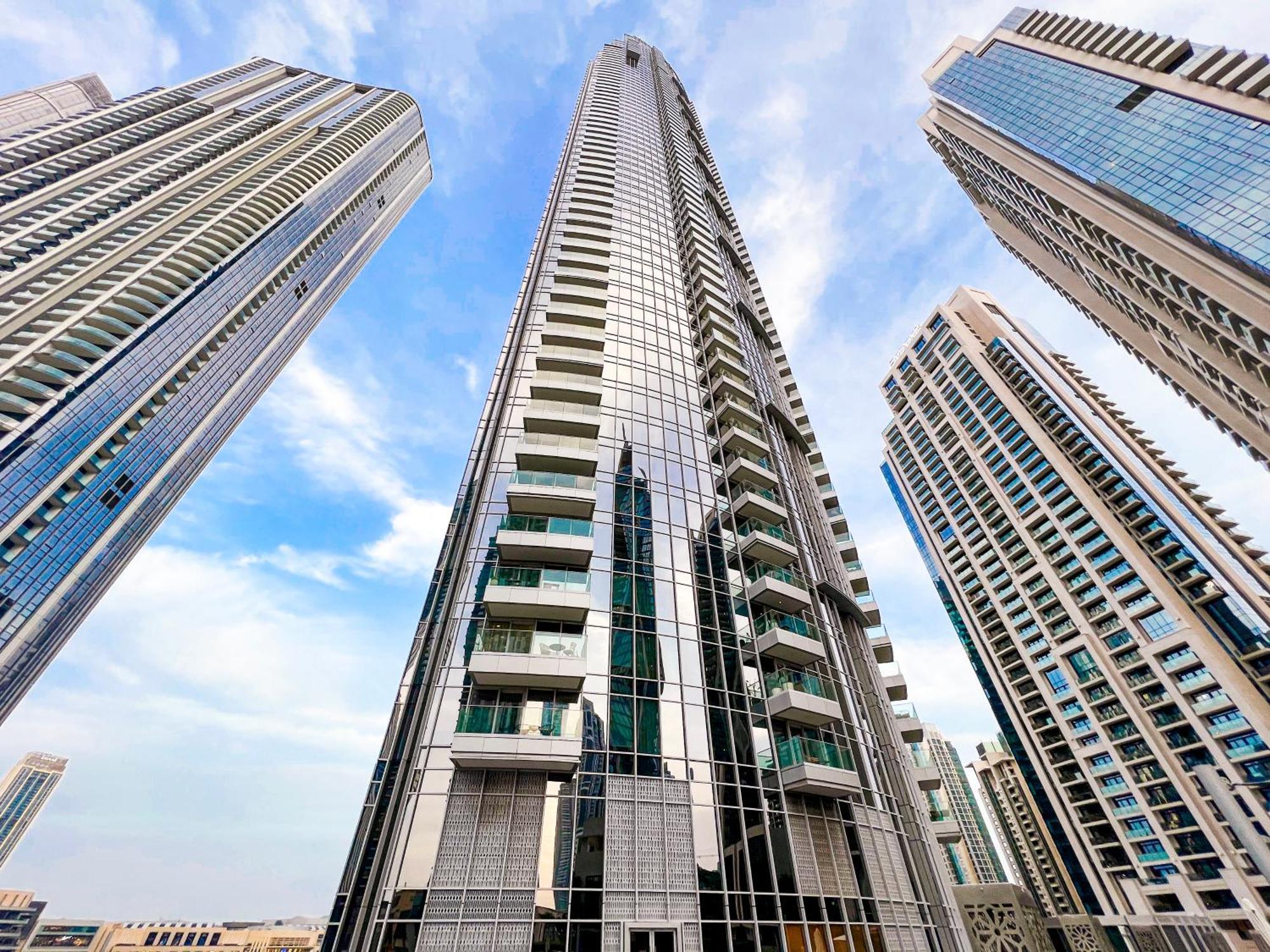 Downtown Luxury - Stunning Burj Khalifa & Sea View - 5 Minutes Walk To Dubai Mall Zewnętrze zdjęcie