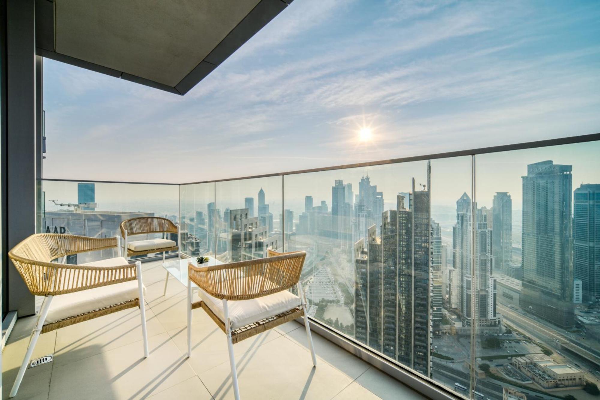 Downtown Luxury - Stunning Burj Khalifa & Sea View - 5 Minutes Walk To Dubai Mall Zewnętrze zdjęcie